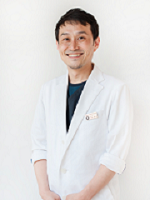田島歯科矯正口腔外科クリニックの田島暢崇院長先生の画像)